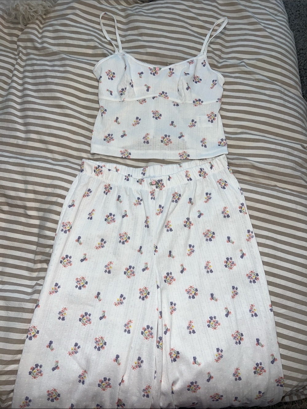 Lounge White Floral Spaghetti-Strap Pajama Set